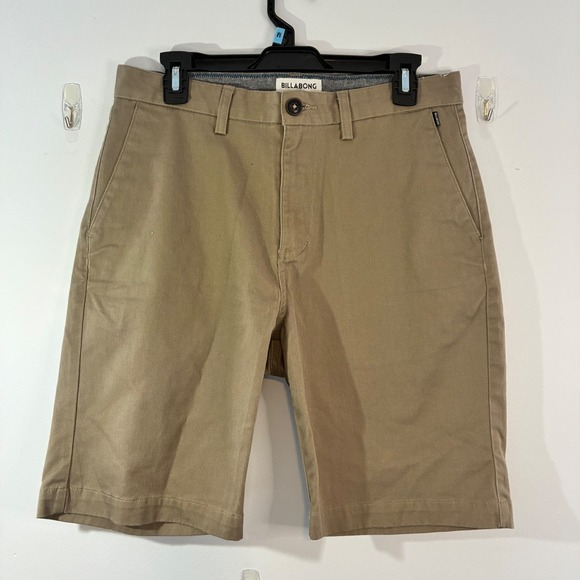 Billabong Khaki Shorts Mens Flat Front Casual Nylon Blend Everyday Size‎ 31 - Picture 1 of 9
